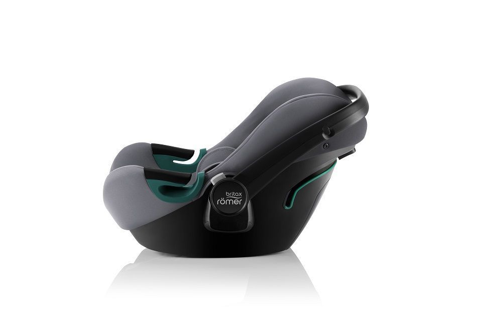 Автокресло 0+ Britax Roemer Baby-Safe 3 i-Size