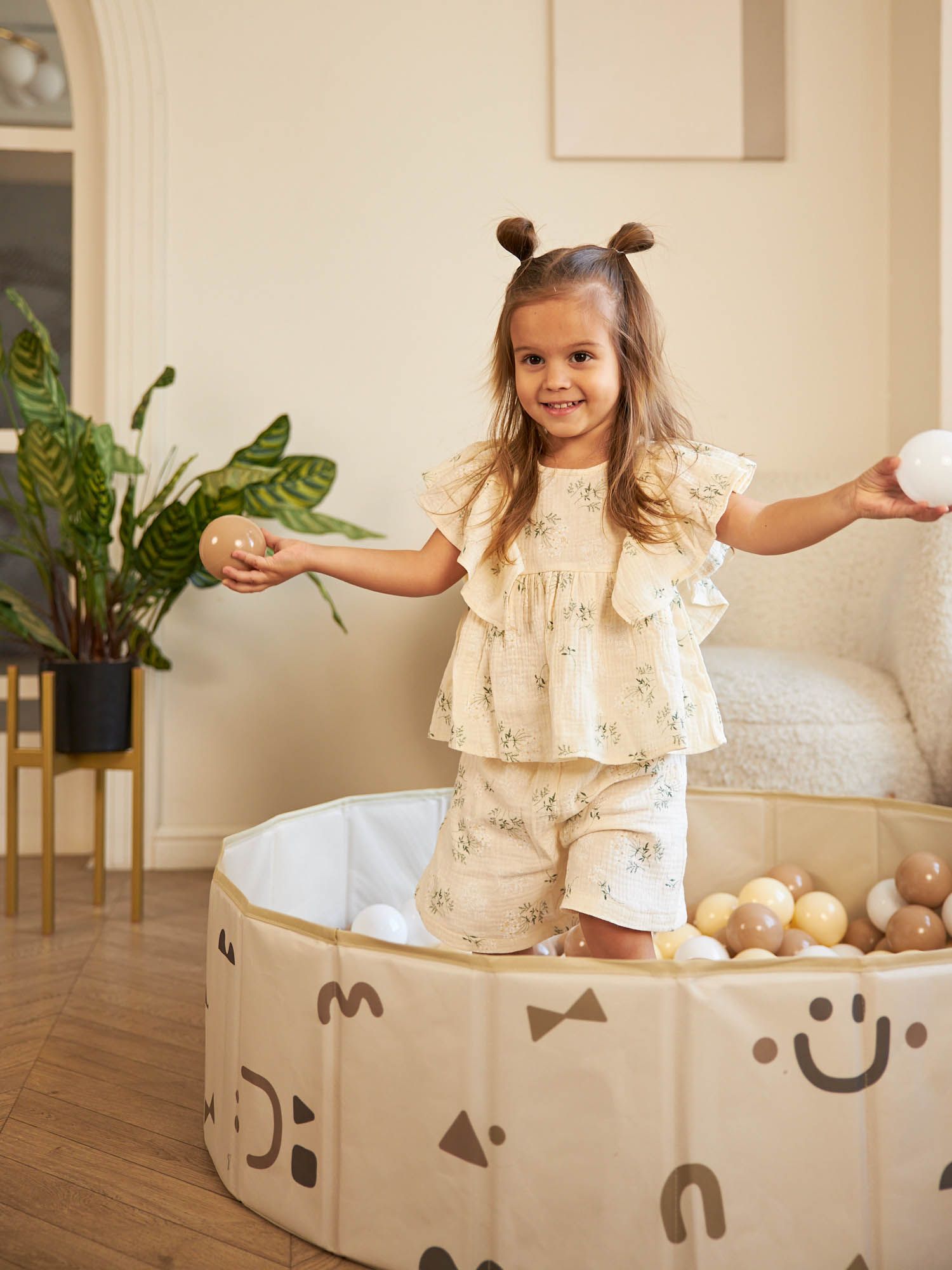 Бассейн сухой для шариков UNIX Kids Smile 100 см