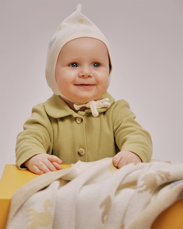 Шапка детская LoomKnits Экрю