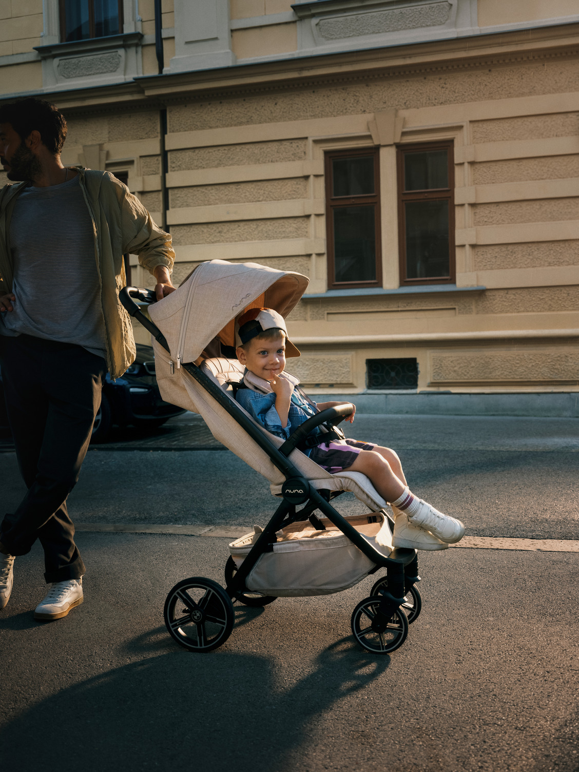 Коляска прогулочная Nuna TRVL LX BMW