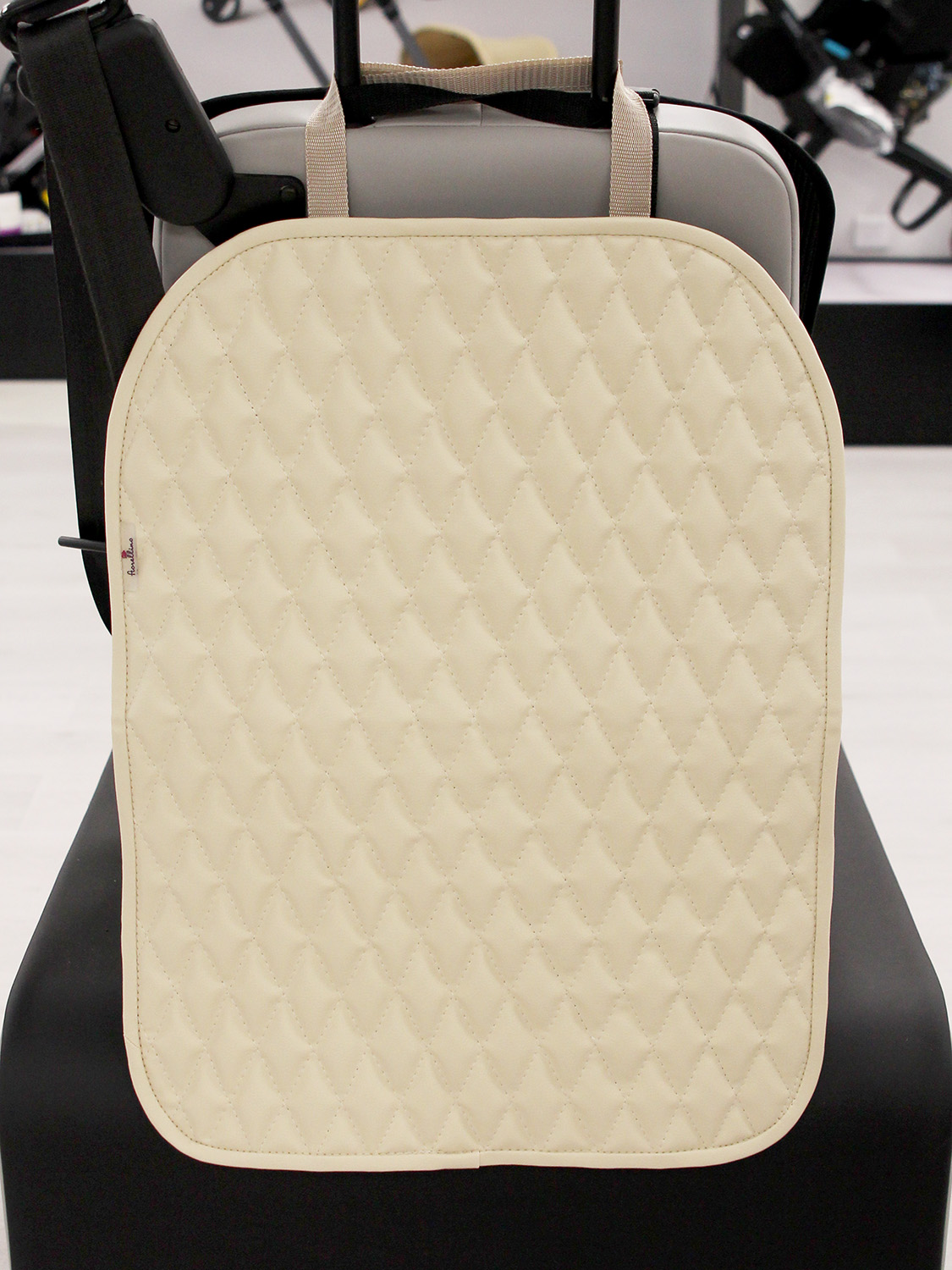 Защита спинки переднего сидения автомобиля Fiorellino FrontSeat Stitch