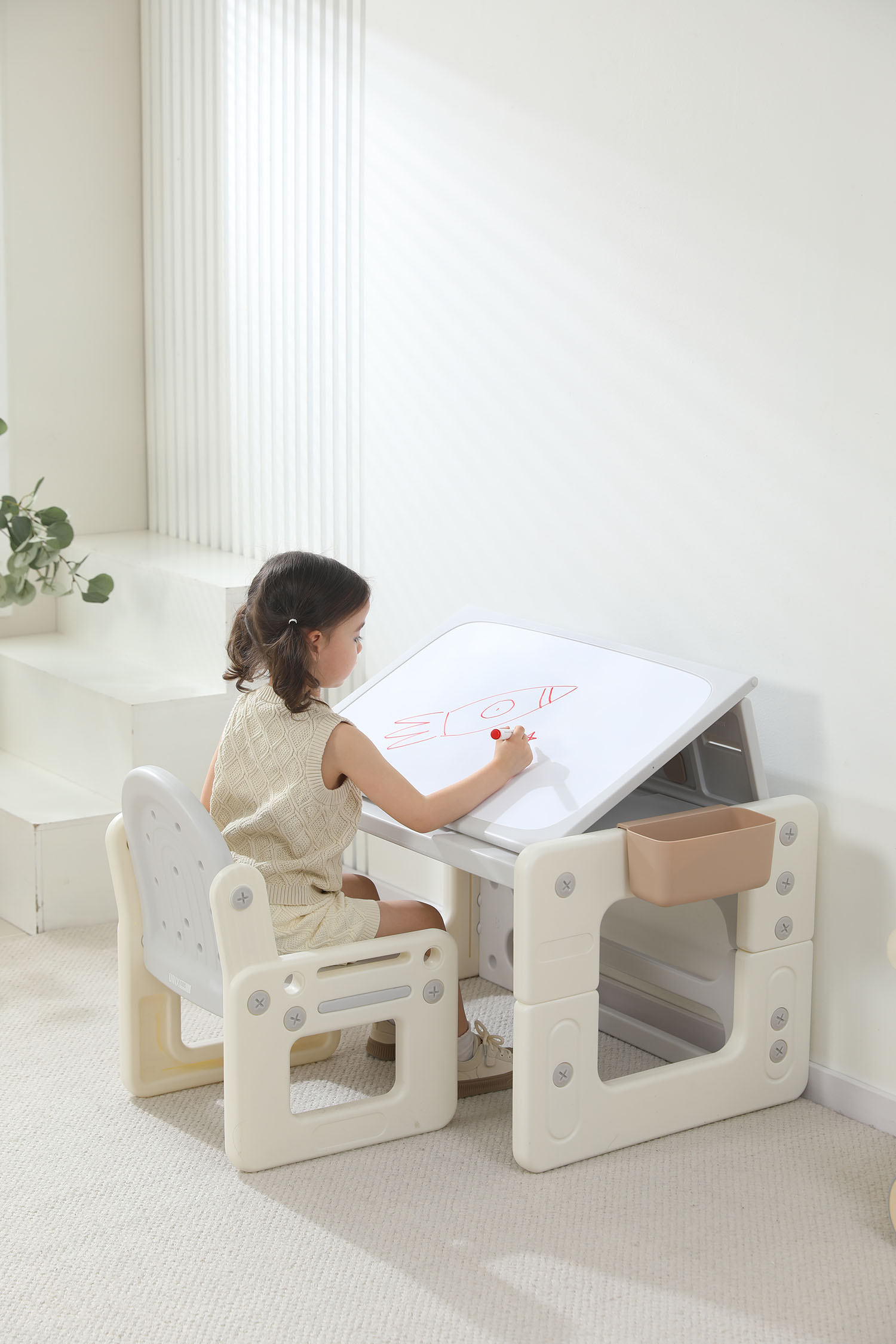 Стол со стульчиком 4 в 1 детский развивающий UNIX Kids Camel PPT4IN1CL Витрина