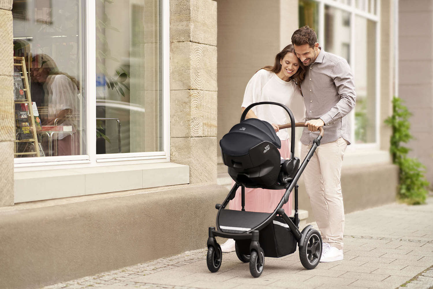 Автокресло 0+ Britax Roemer Baby-Safe Pro