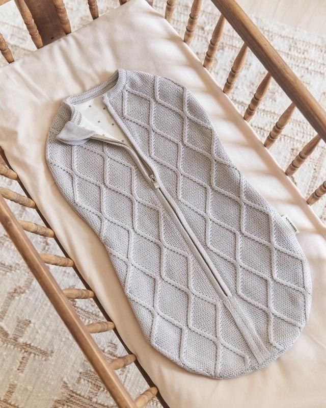 Кокон детский LoomKnits Oliver вязаный Светло-серый