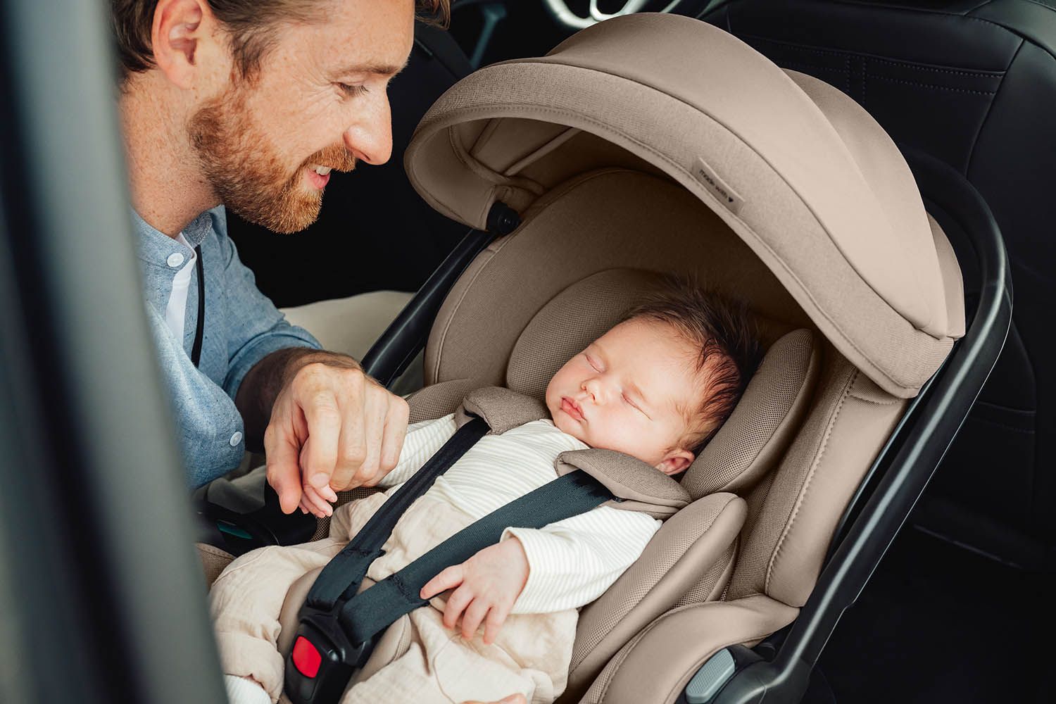 Автокресло 0+ Britax Roemer Baby-Safe Pro Classic