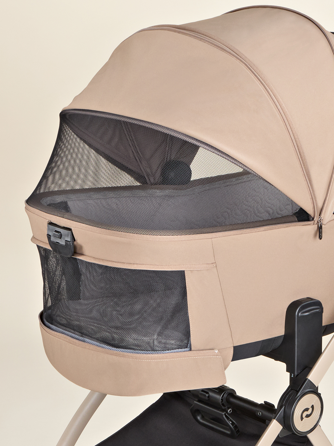 Коляска 2 в 1 Carrello Ultra F CRL-6557