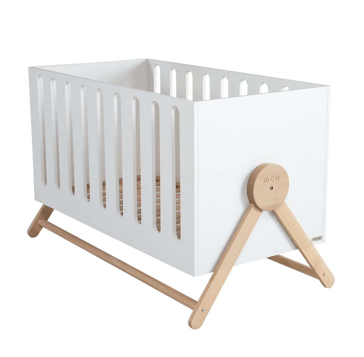Кроватка 140х70 Micuna Bed Swing