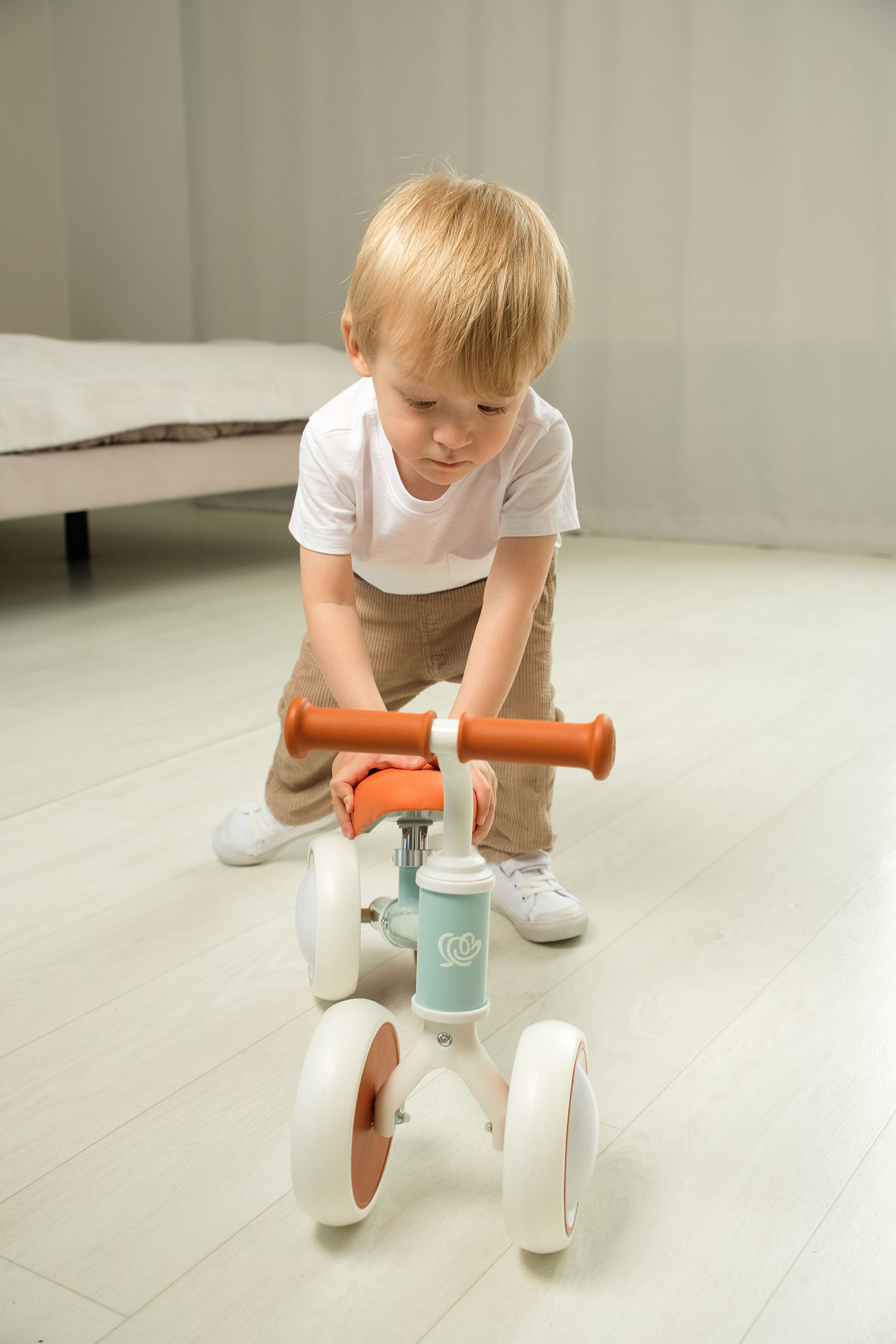 Беговел Fiorellino blue terracotta WB0602