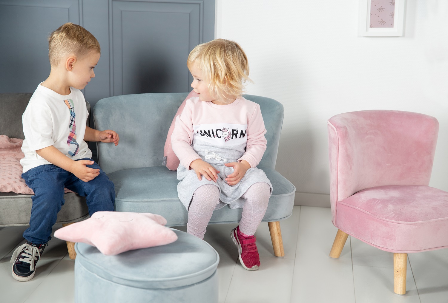 Детский велюровый диван Roba Lil Sofa