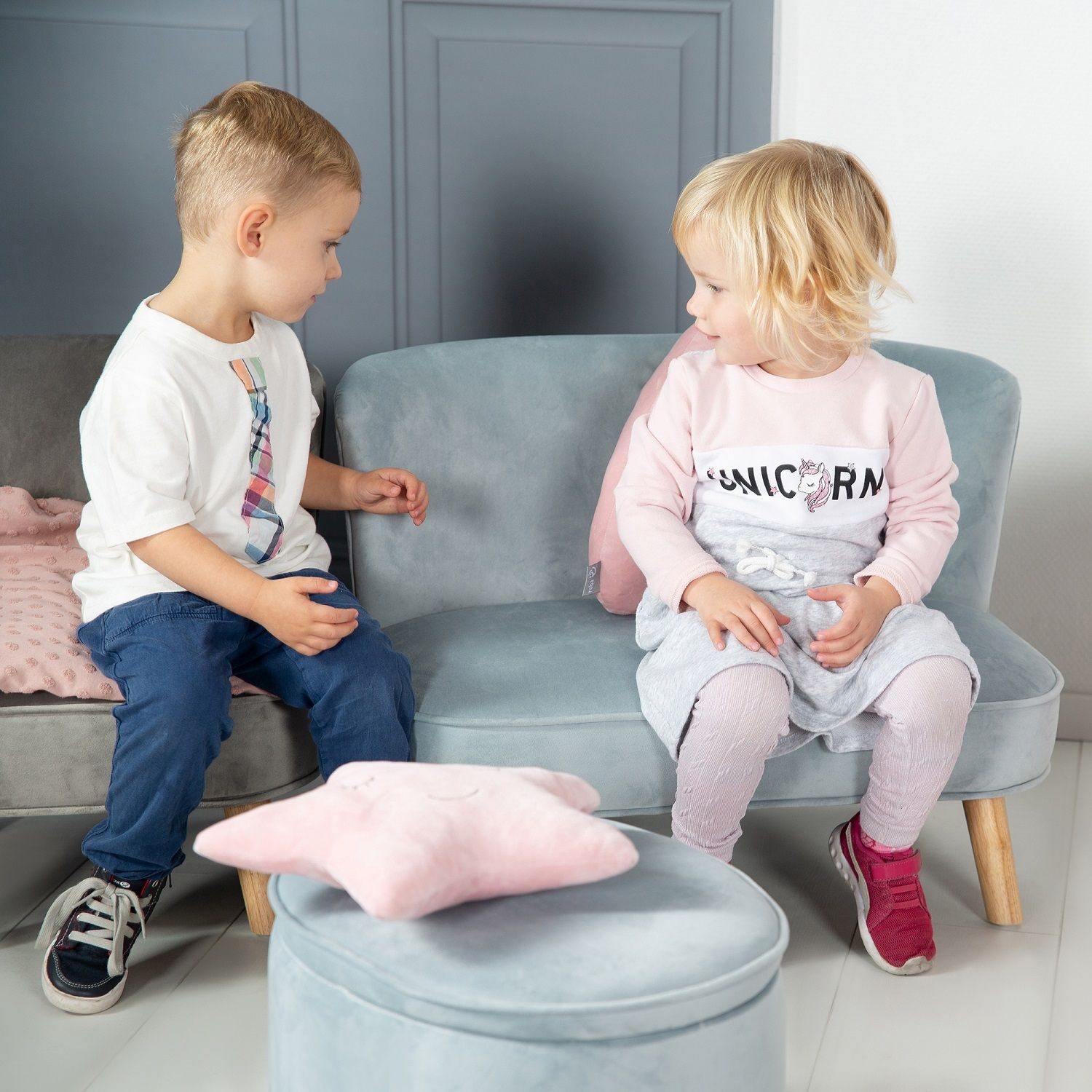 Детский велюровый диван Roba Lil Sofa