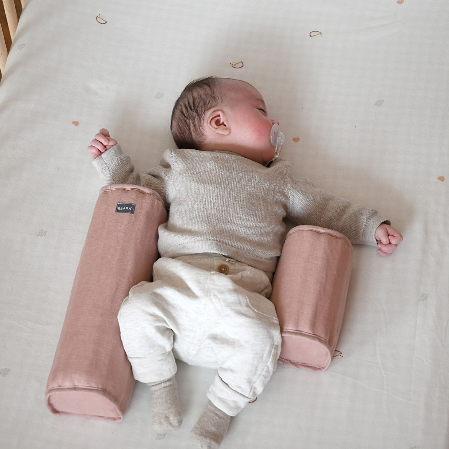 Позиционер-подушка Beaba для сна BEBECAL