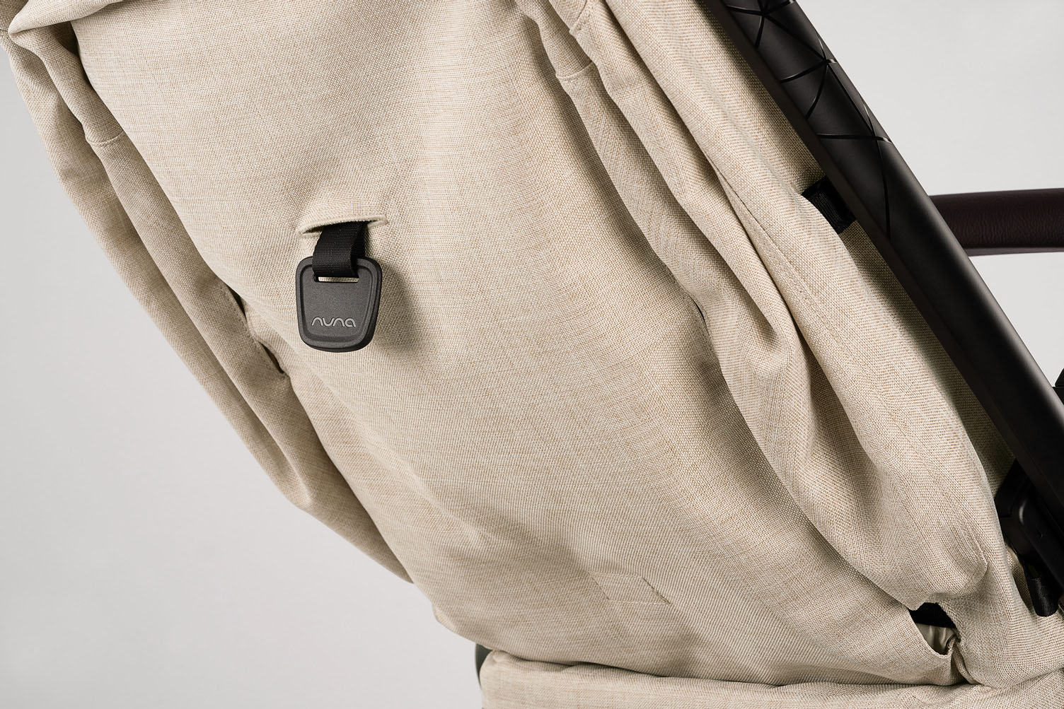 Коляска прогулочная Nuna TRVL LX BMW