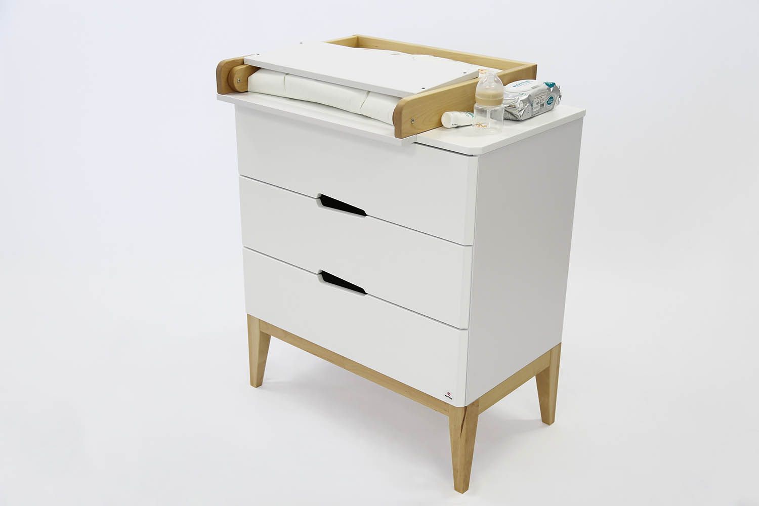 Стол пеленальный ANTEMI складной, универсальный НИК 70