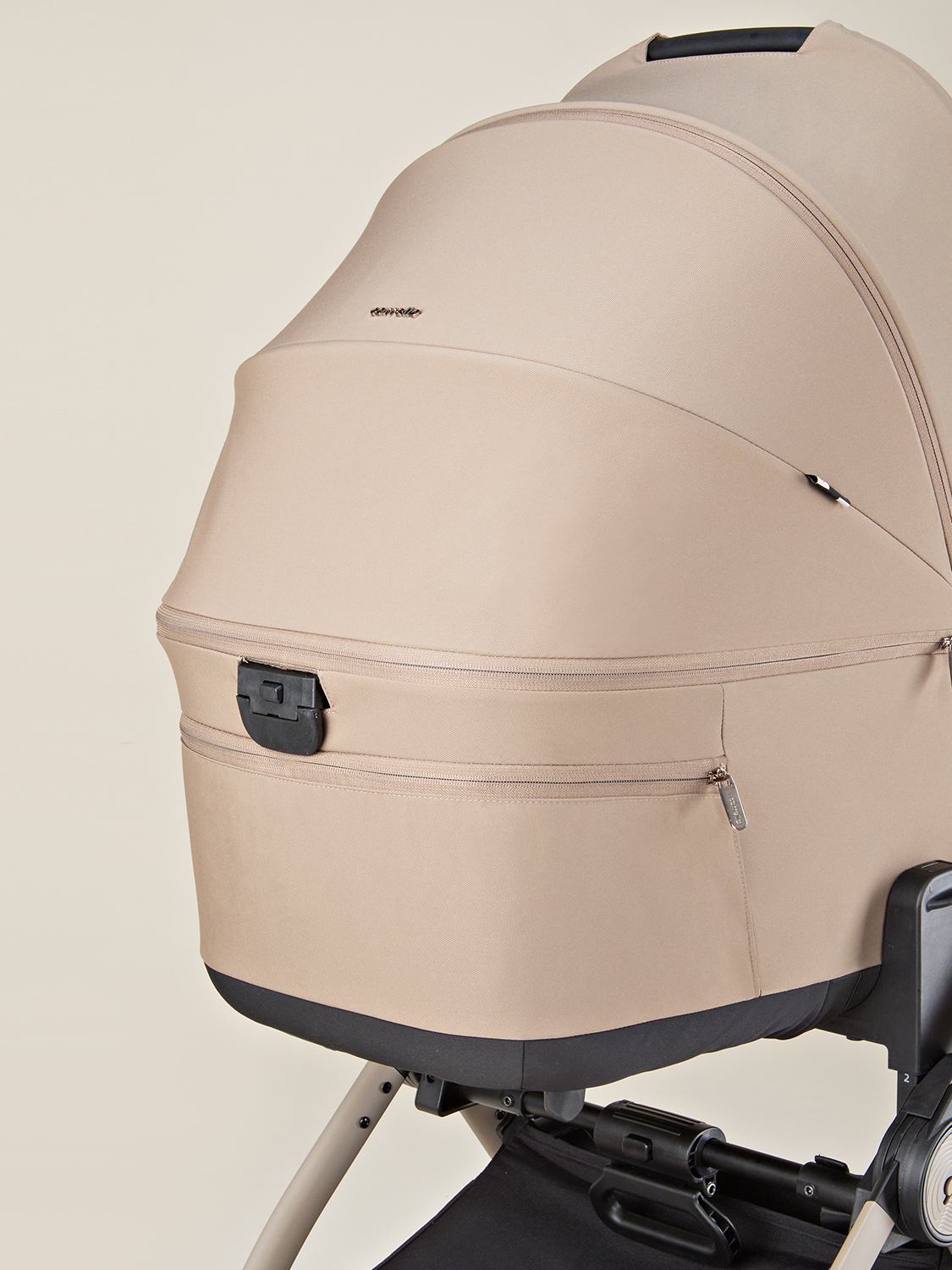 Коляска 2 в 1 Carrello Ultra F CRL-6557