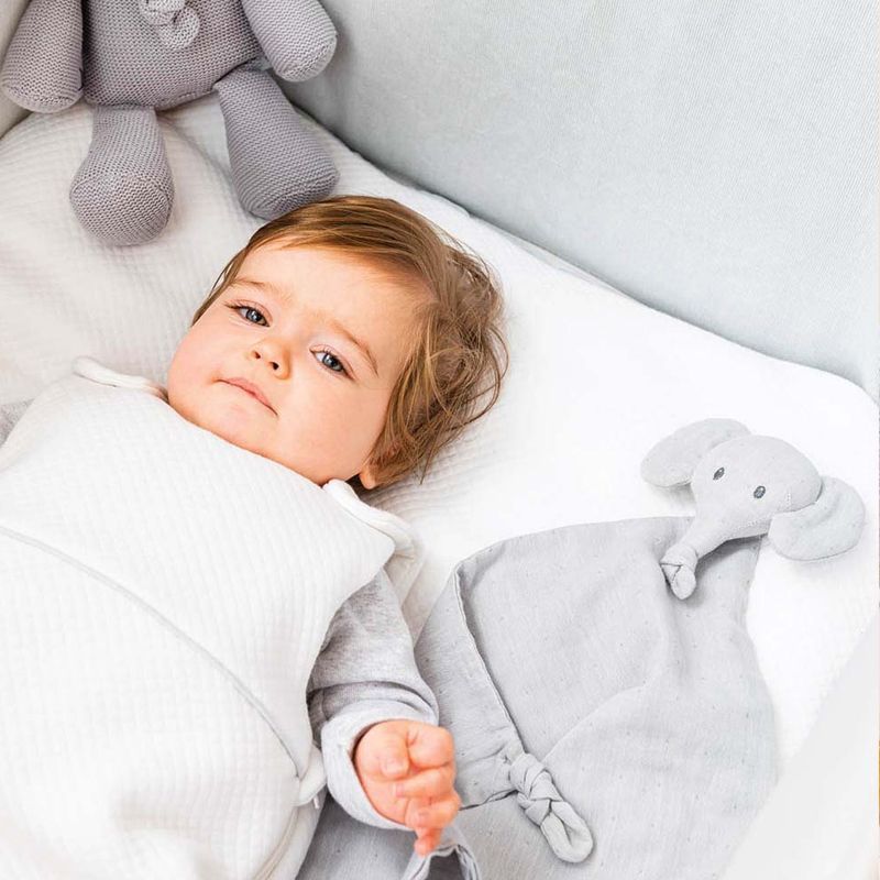 Игрушка мягкая музыкальная Nattou Soft Toy Tembo Jacquard Слоник 21 см 929387
