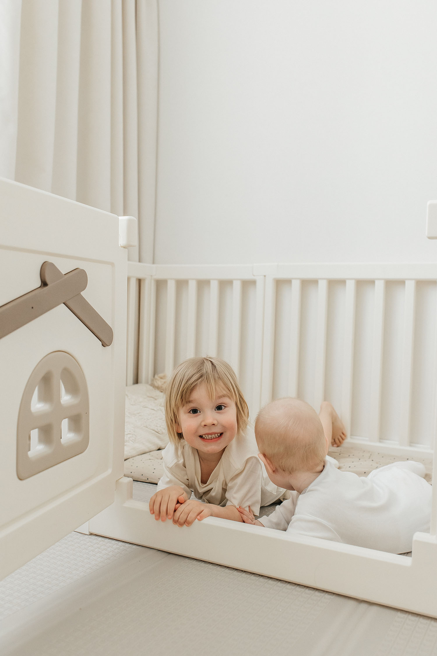 Манеж UNIX Kids Classic Tree House 180x200