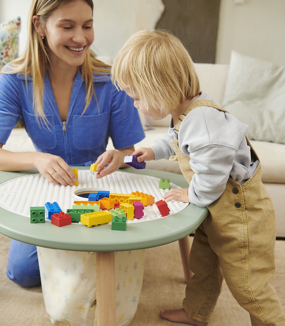 Игровой столик Stokke MuTable