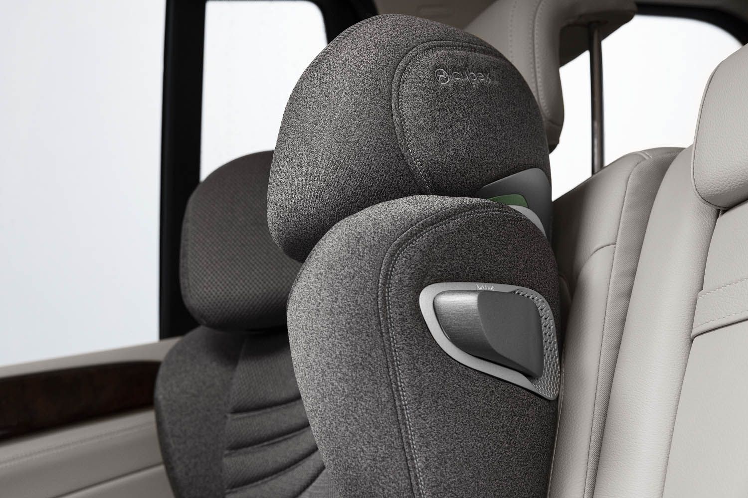 Автокресло 2/3 CYBEX Solution T i-Fix Plus