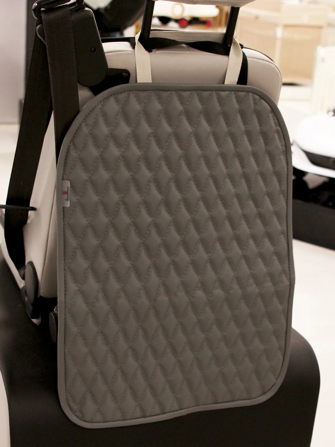 Защита спинки переднего сидения автомобиля Fiorellino FrontSeat Stitch