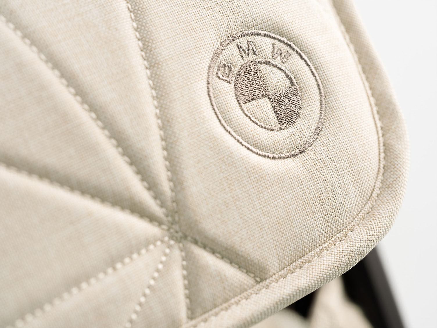 Коляска прогулочная Nuna TRVL LX BMW