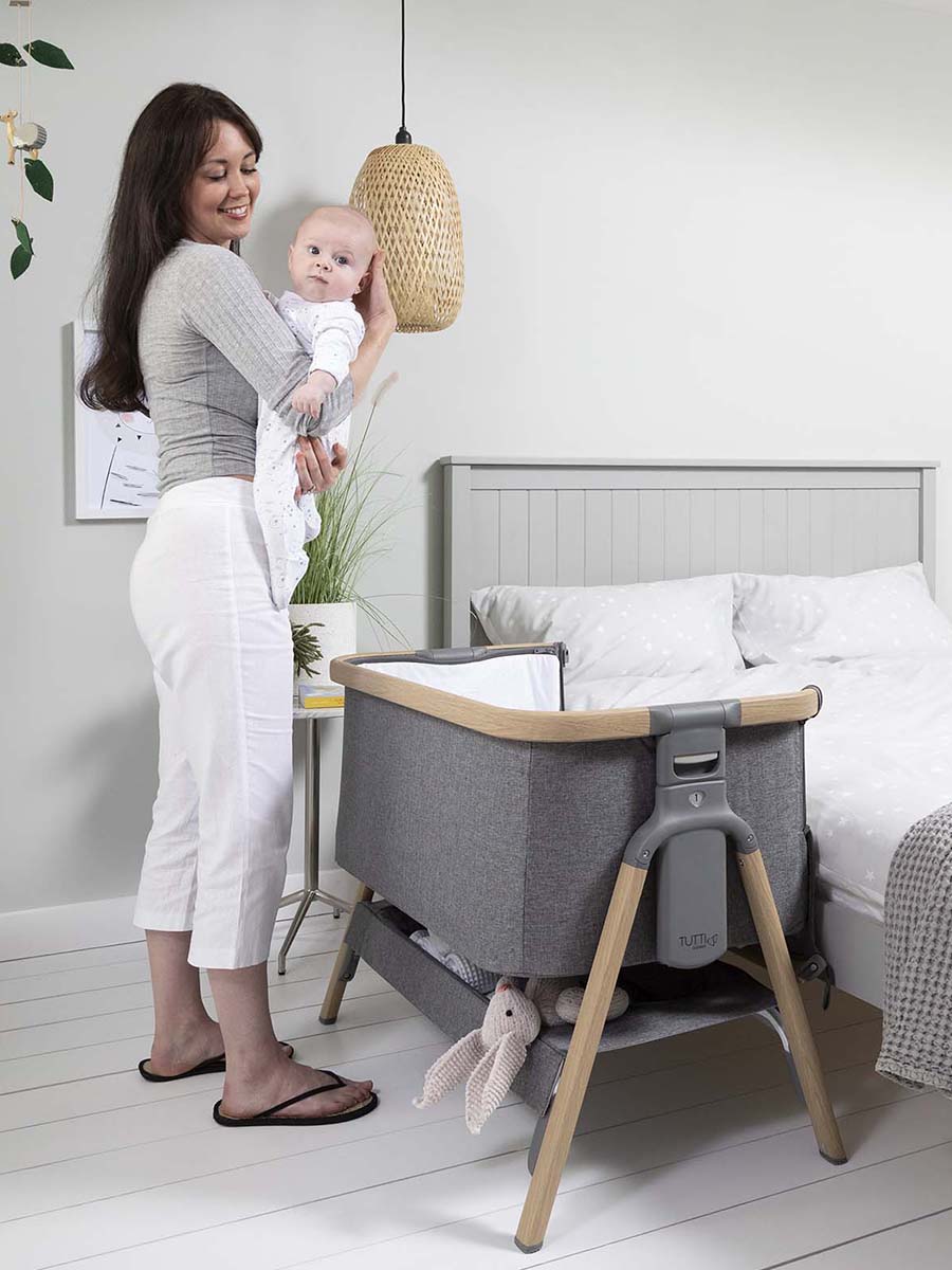 Колыбель Tutti Bambini CoZee Oak and Charcoal 211205/3590 + Писсуар iFam серый IF-155-ED-SUB-DG