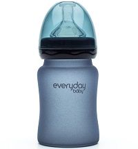 Бутылочка стеклянная Everyday Baby (Эвридей беби) с индик. темп. и защит. силик. покрытием, 150 мл, черничный 10205