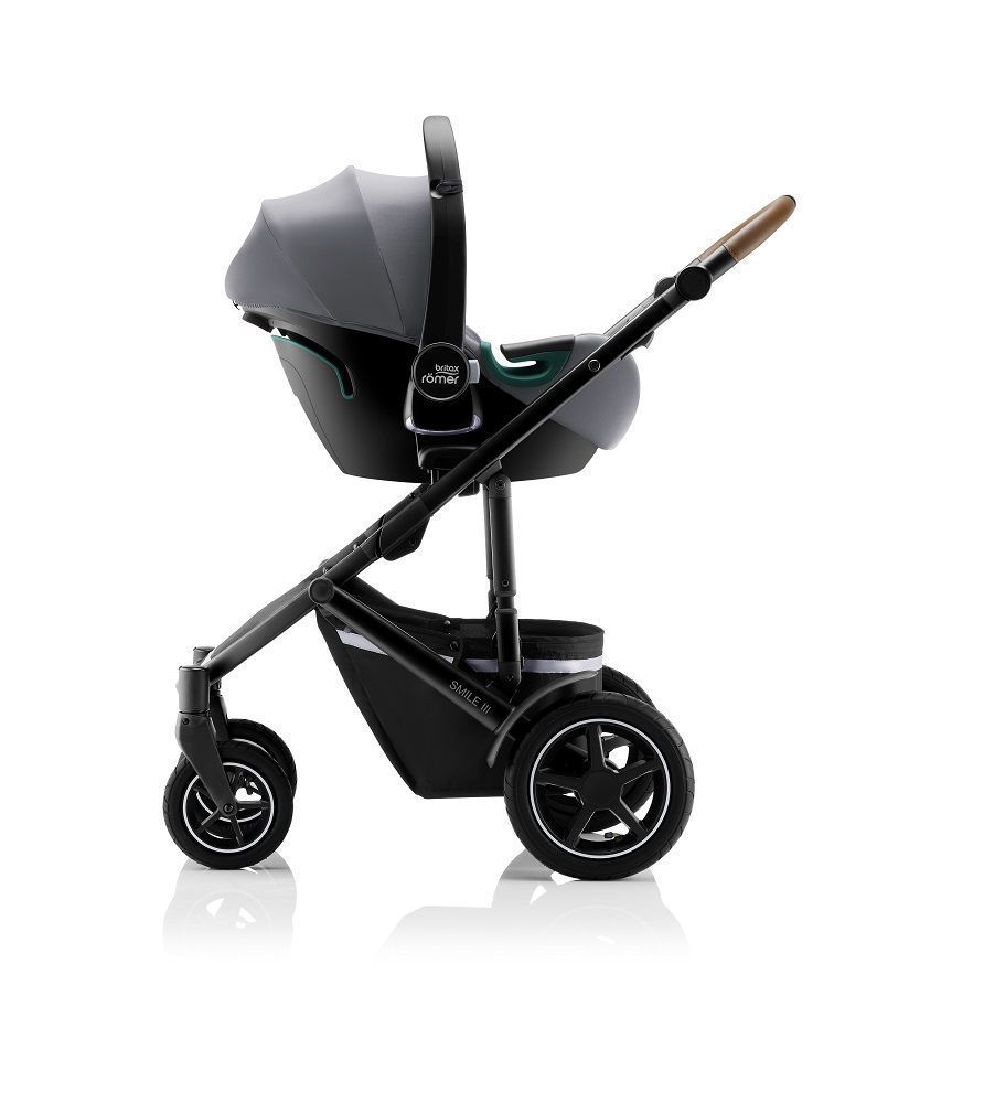Автокресло 0+ Britax Roemer Baby-Safe iSENSE