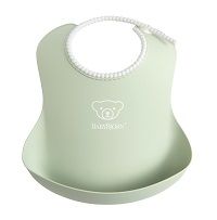 Нагрудник Baby Bjorn (Бэйби Бьерн) мягкий с карманом нежно-зеленый 0463.61