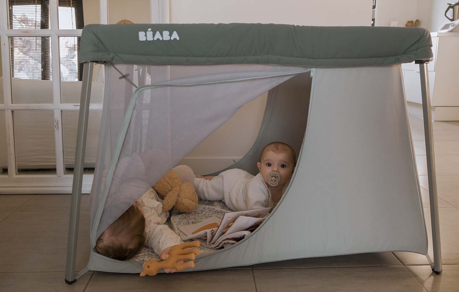 Люлька-кроватка-манеж Beaba 3 в1 Lit Parapluie 946001