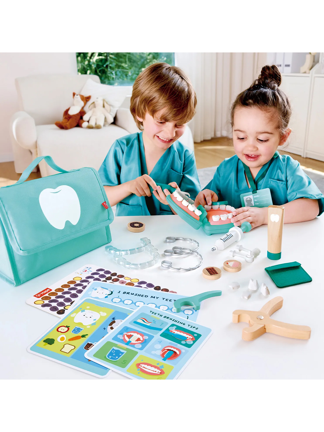 Набор игровой HAPE для детей «Стоматологическая клиника» E3227_HP